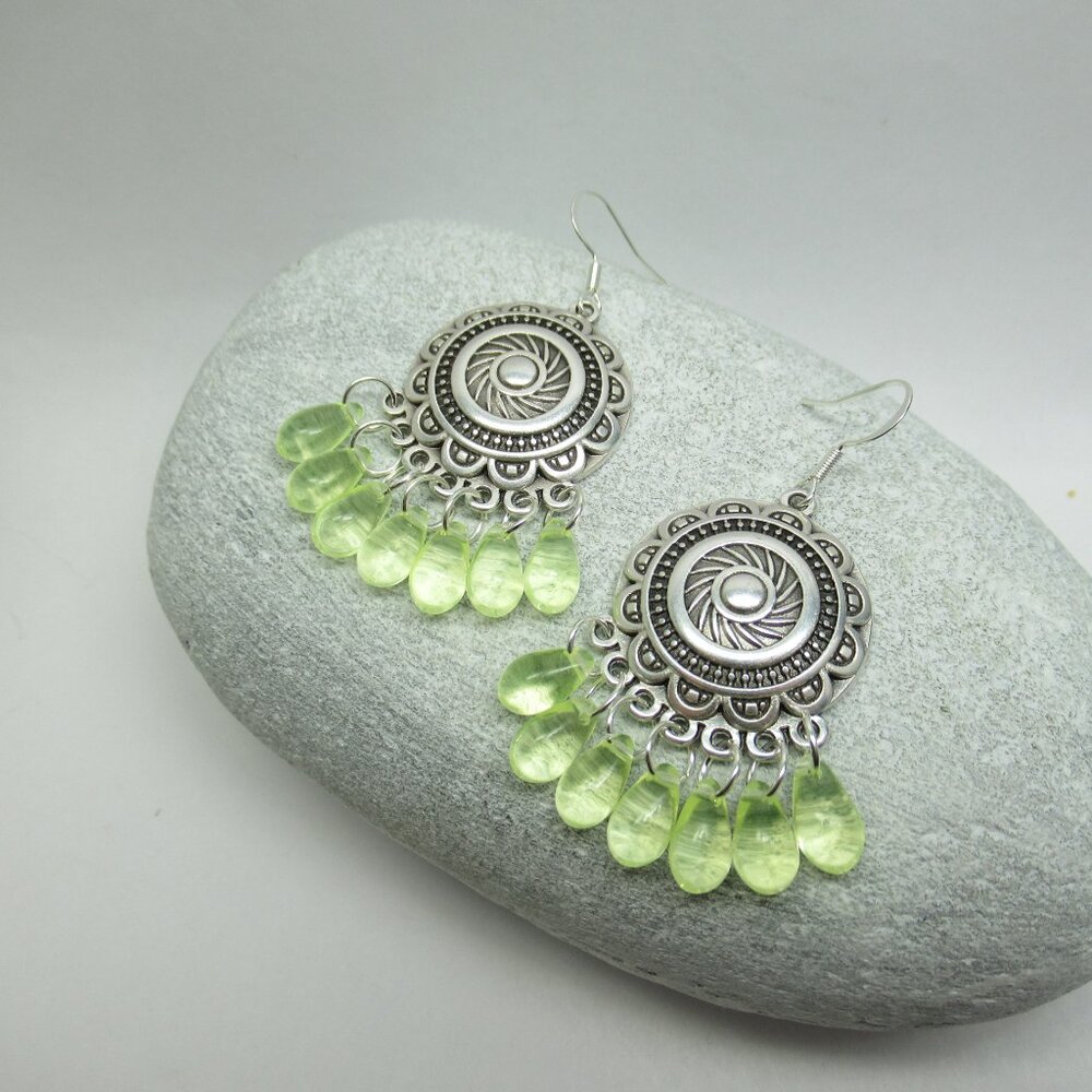UG drop bead dangle earrings - Picture 5 of 9